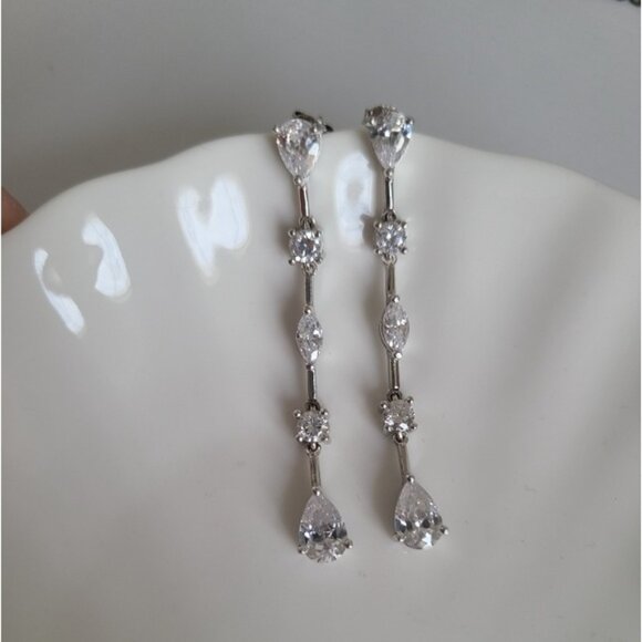 Vintage Sterling Silver Long Drop Crystal Elegant Formal Bridal Earrings - Picture 4 of 16
